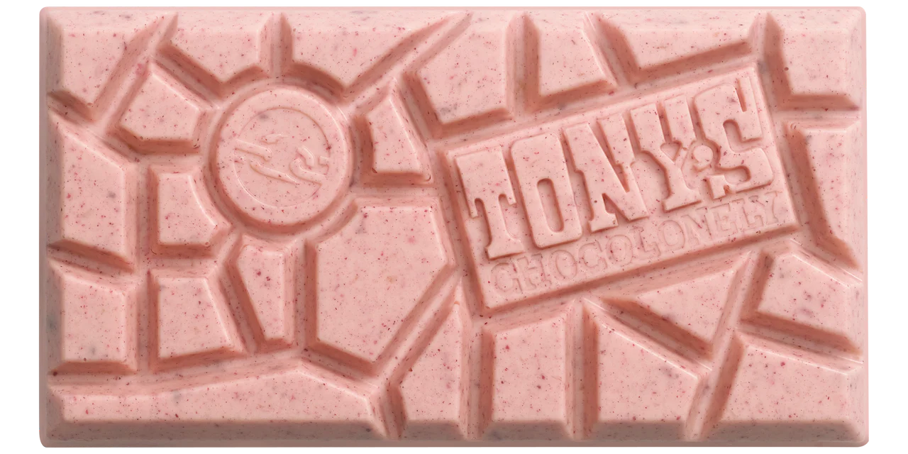 Tonny's white chocolate strawberry cheesecake