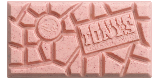 Tonny's white chocolate strawberry cheesecake